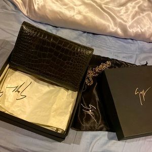 Giuseppe Zanotti Clutch